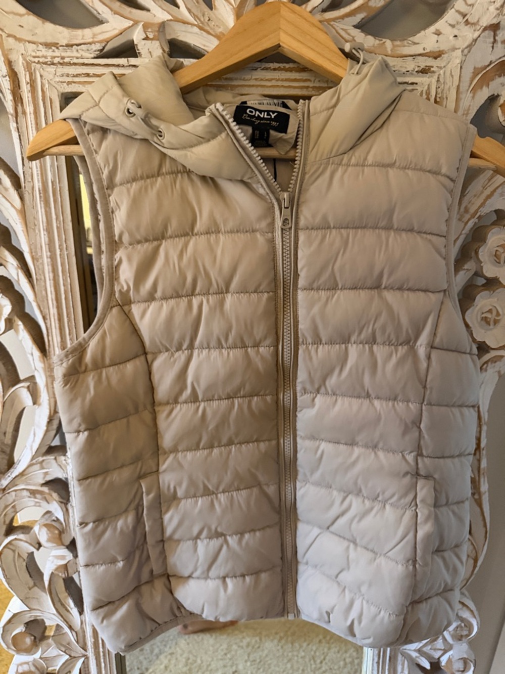 ONLY Women's Quilted Hooded Puffer Vest - Beige